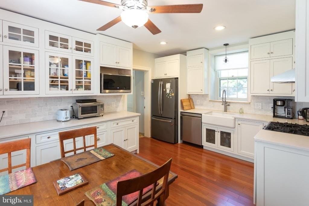 708 Old Lancaster Rd - Photo 3 of 41