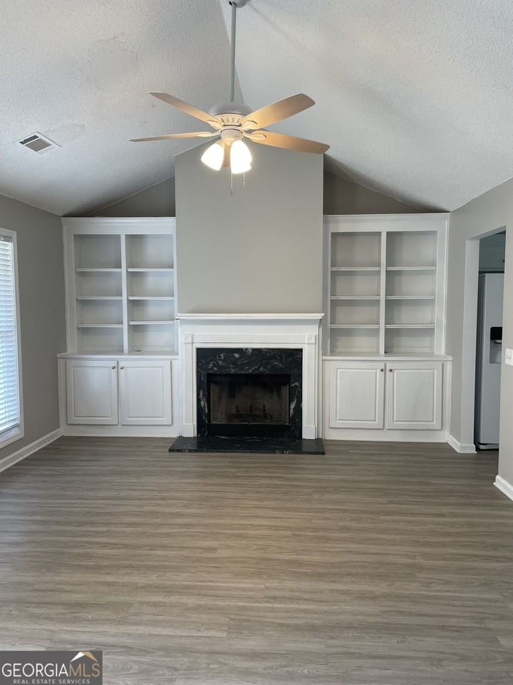 364 Lokeys Ridge Rd - Photo 3 of 13
