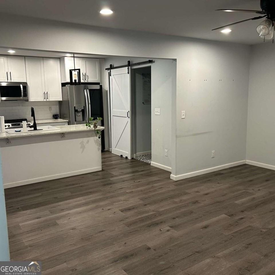 2210 Chaparral Dr - Photo 2 of 14