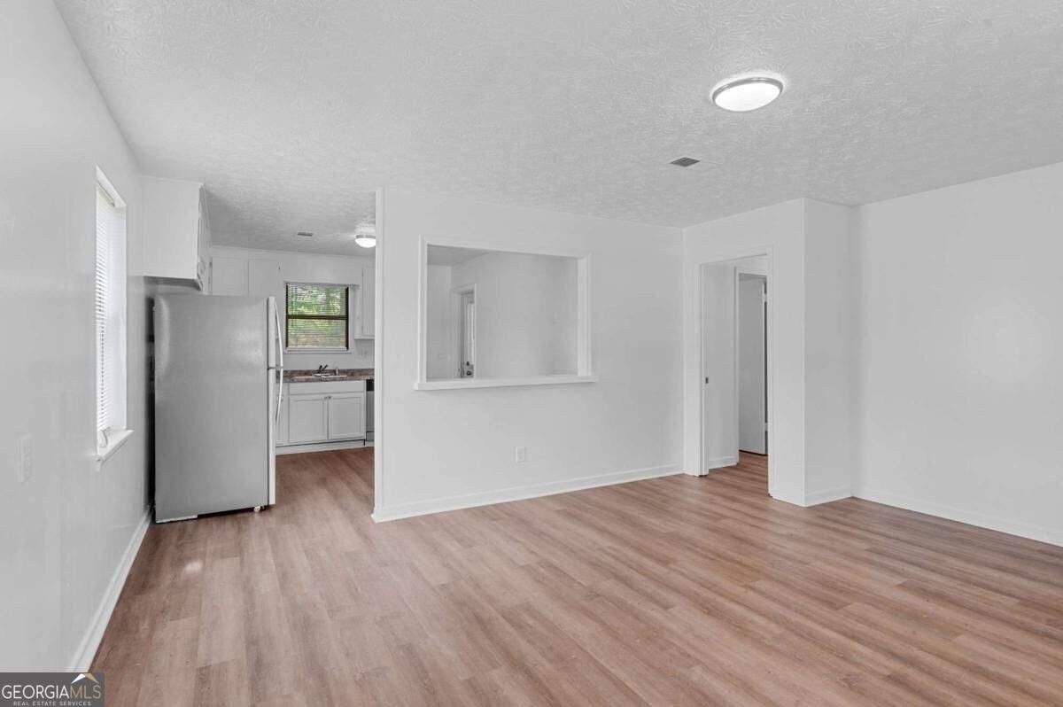 113 Tanglewood Dr #B - Photo 5 of 16