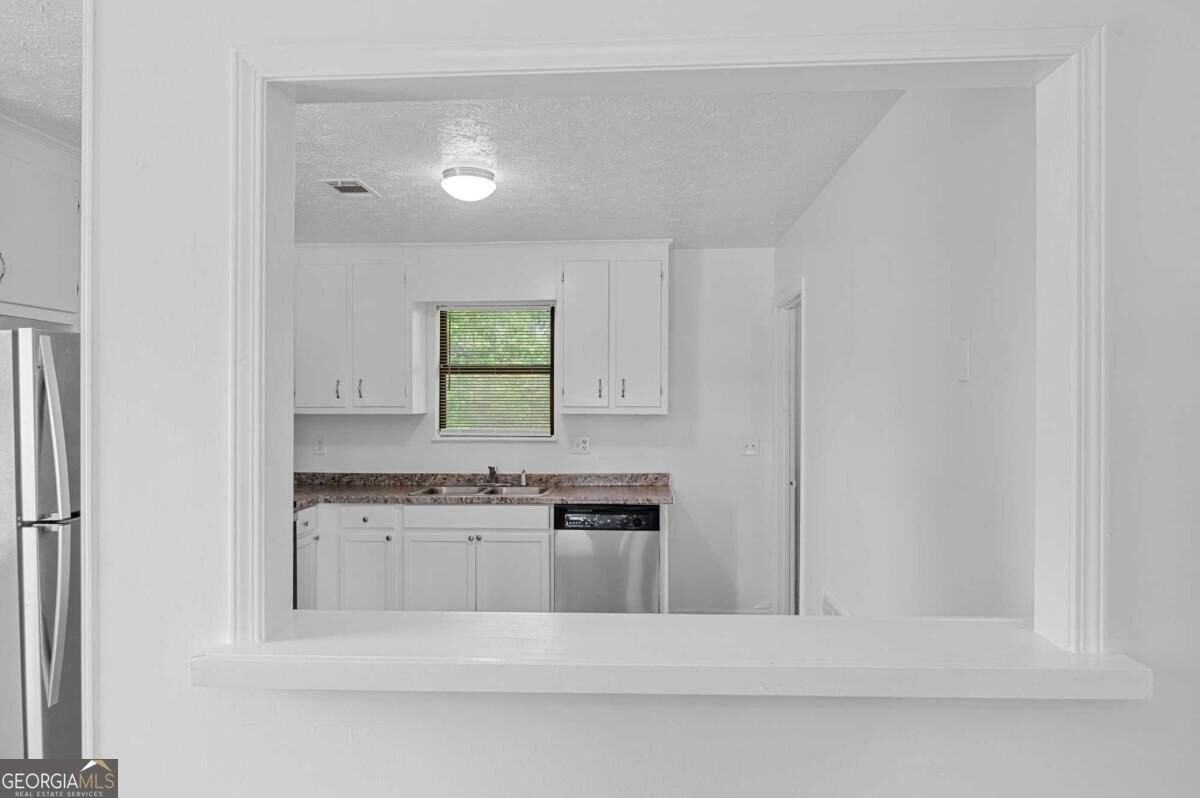 113 Tanglewood Dr #B - Photo 6 of 16