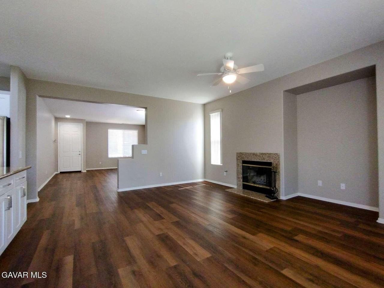 311 Bogie St - Photo 6 of 20