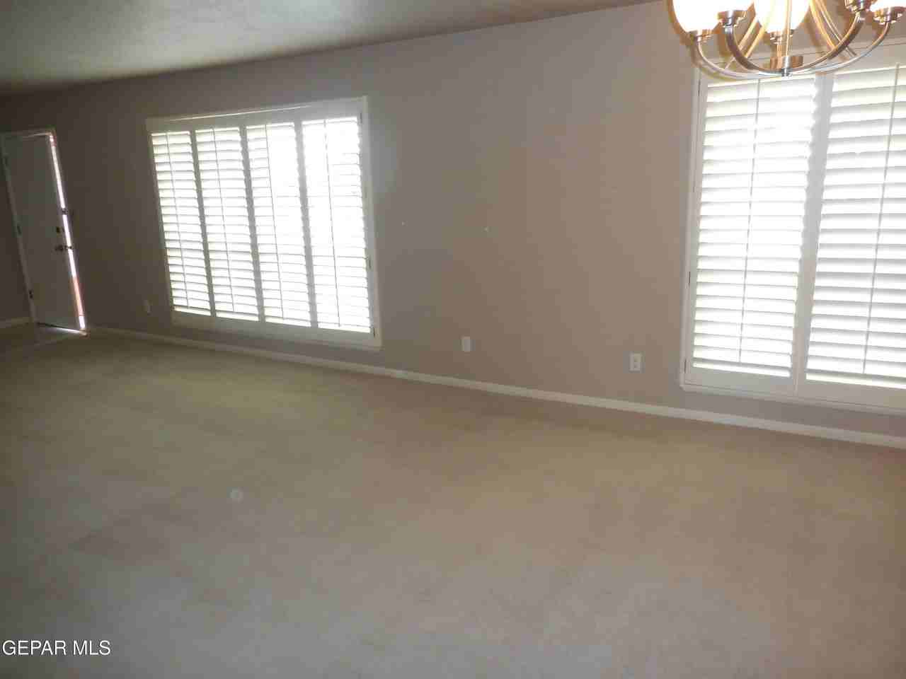 6308 Los Altos Dr - Photo 7 of 50