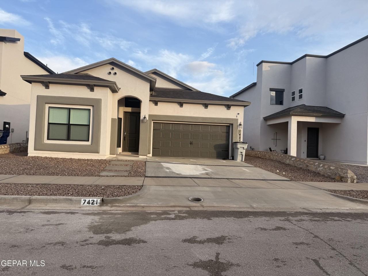 7421 Rio Rimac Dr - Photo 2 of 15