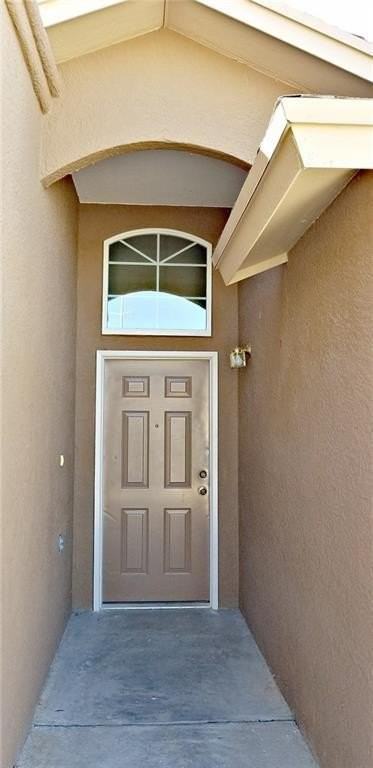 848 Lazaro Pl - Photo 2 of 9