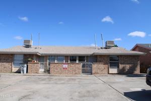 featured image of 11435 Sundrop Ct #D