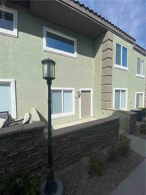 10519 Gold Shadow Ave - Photo 3 of 17