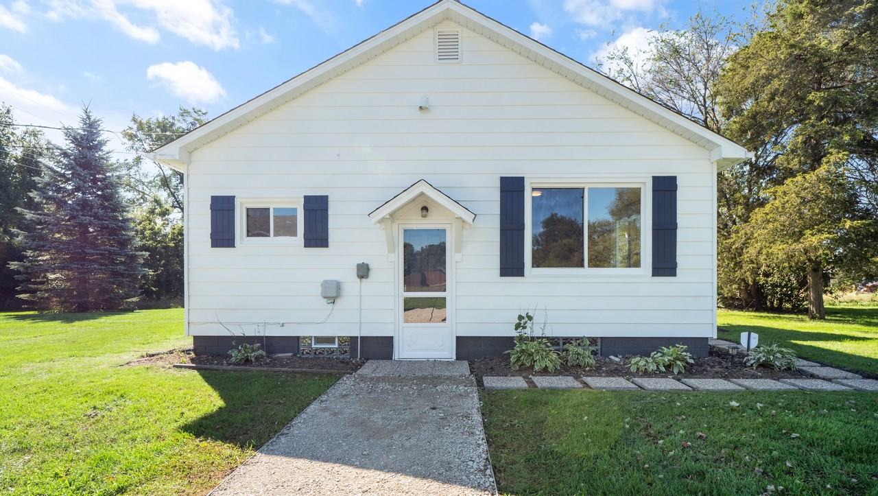 3582 N Milford Rd #1 - Photo 3 of 29