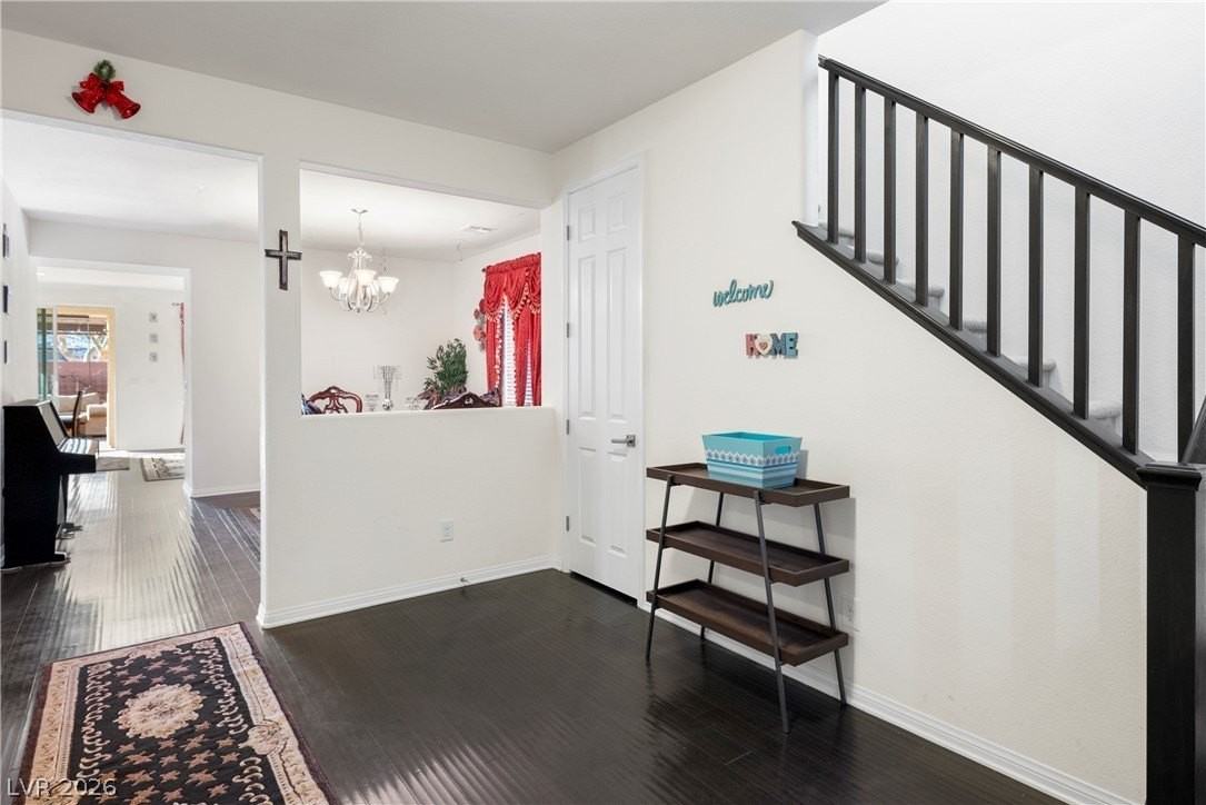 4017 Celebration Cove St - Photo 4 of 39