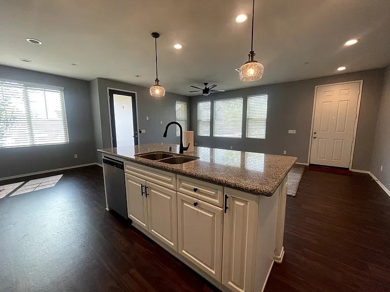 1918 Ray Abril Jr Ln #1 - Photo 4 of 17