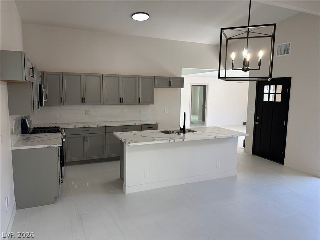3833 S Eastern Ave - Photo 5 of 35