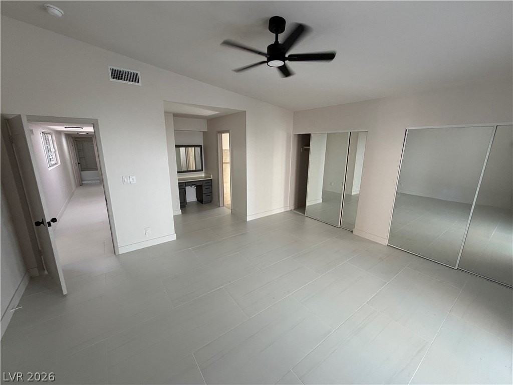 3833 S Eastern Ave - Photo 6 of 35