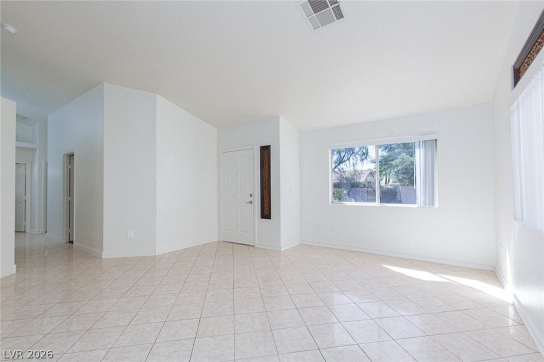 7900 White Grass Ave - Photo 6 of 35