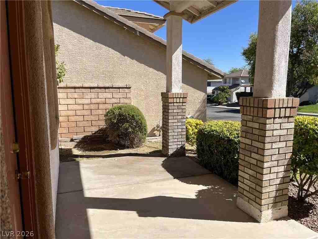 291 Manzanita Ranch Ln - Photo 2 of 14