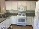 291 Manzanita Ranch Ln - Photo 4 of 14