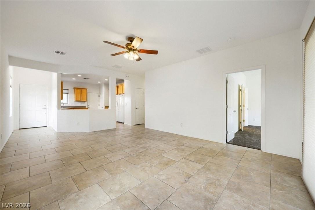 6160 Isola Peak Ave - Photo 6 of 28