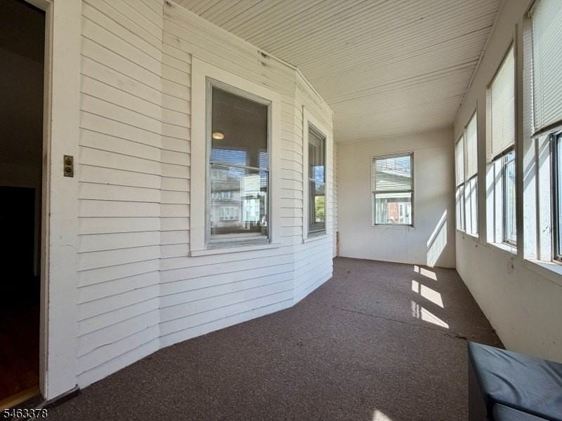 19 Harvard St - Photo 2 of 16