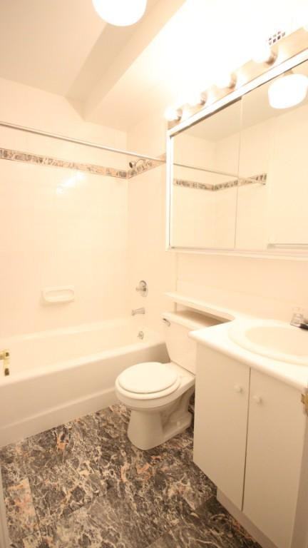 367 W 48th St - Photo 6 of 10