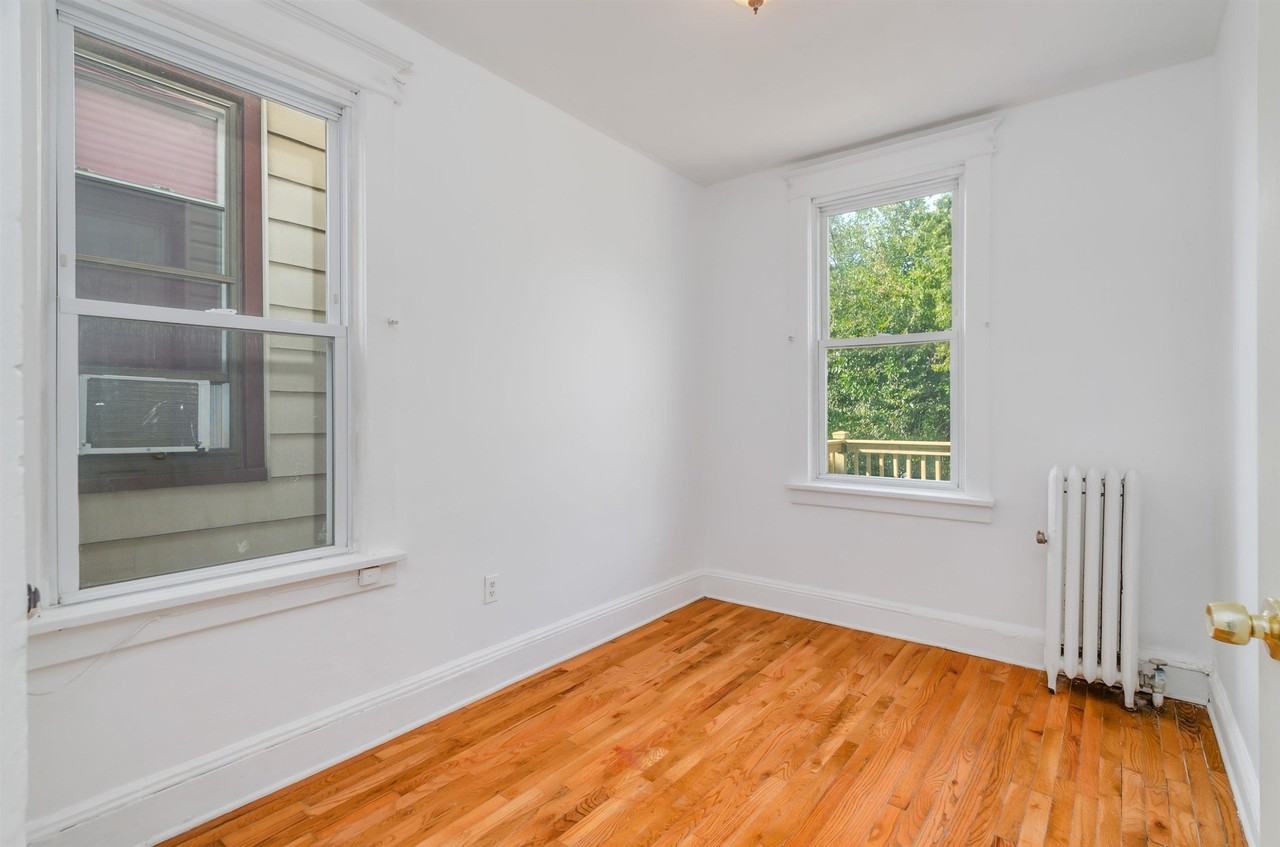 309 Cator Ave #2 - Photo 7 of 14