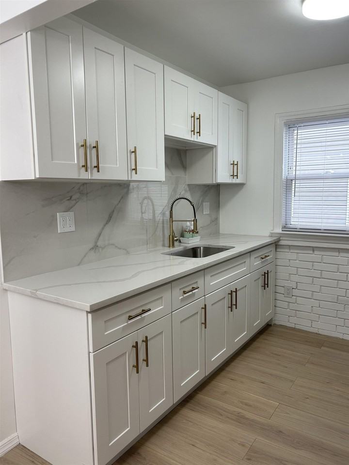 30 Kelly Pkwy #1 - Photo 2 of 17