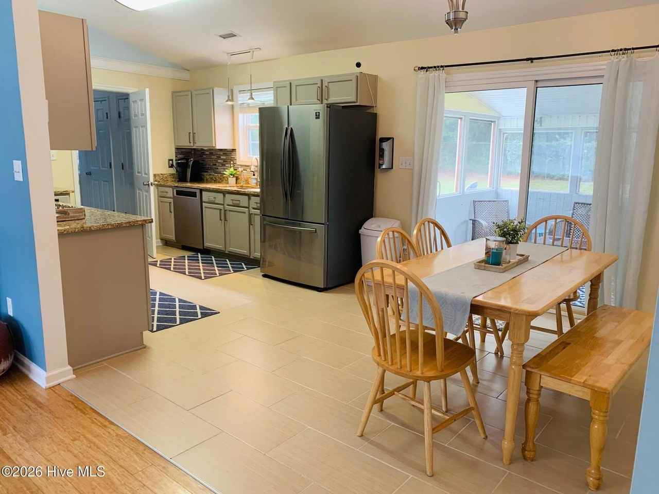 126 Marcil Ln - Photo 6 of 17