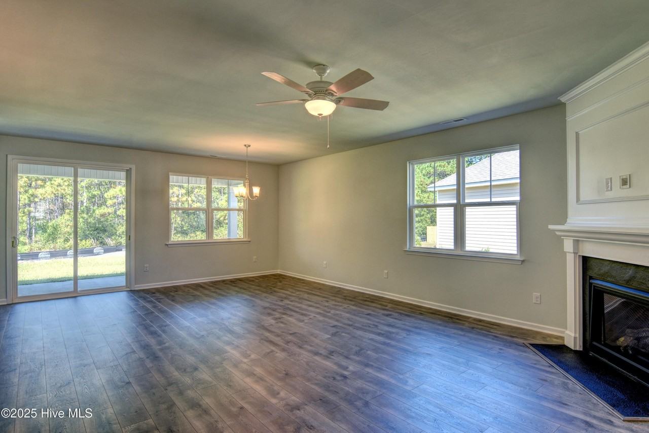 7954 Huron Dr - Photo 2 of 30