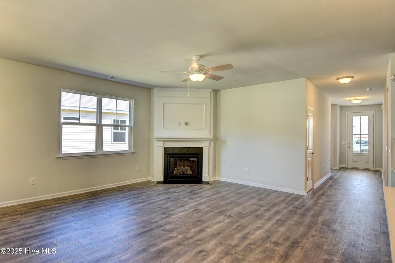 7954 Huron Dr - Photo 5 of 30