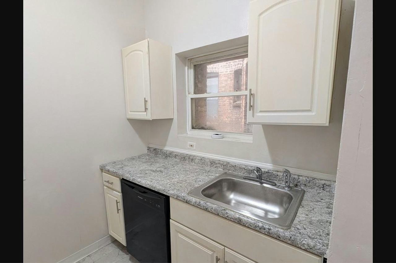 14 West Chestnut Street, Unit 1M - Photo 5 of 10