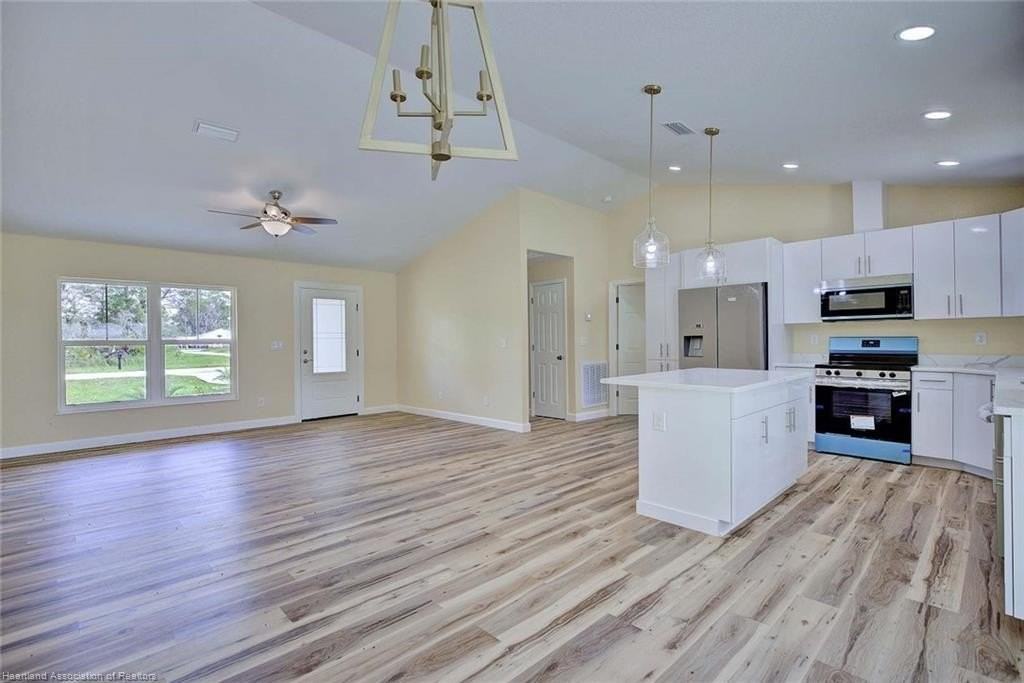 2211 Hartman Rd - Photo 7 of 25