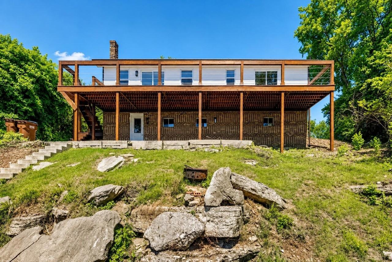 3075 Waterworks Rd - Photo 4 of 47