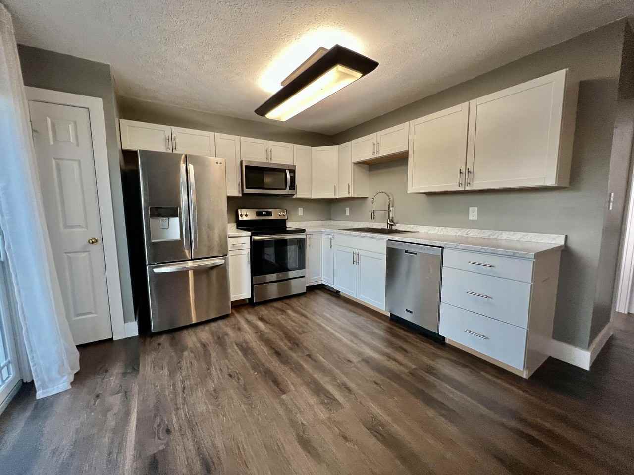 2049 Coriander Ln - Photo 4 of 21