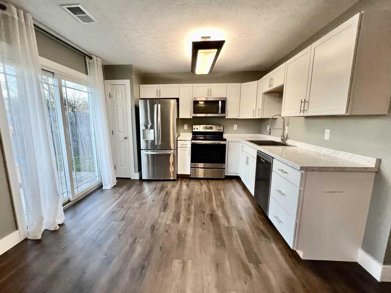 2049 Coriander Ln - Photo 5 of 21
