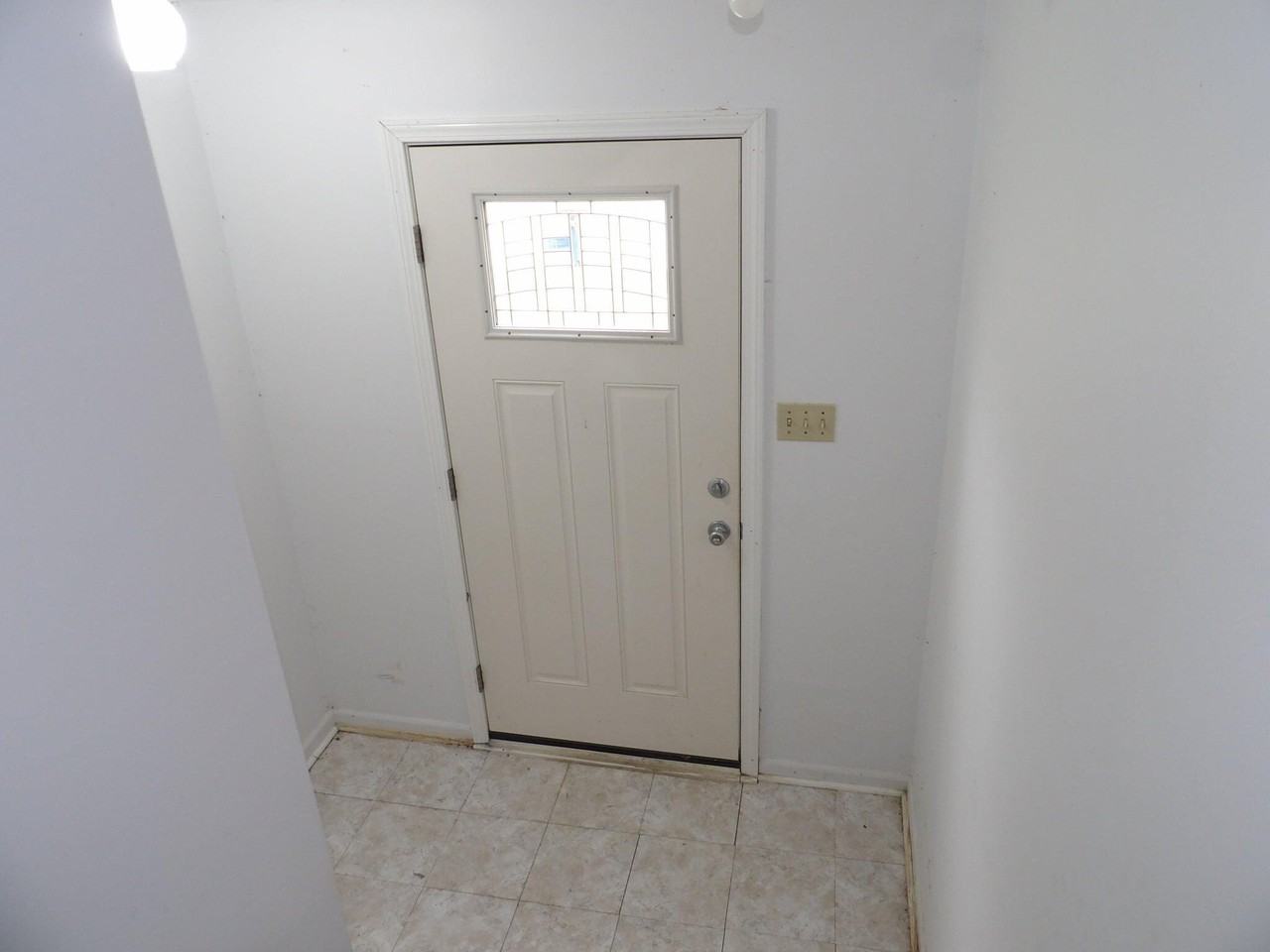204 Landings Dr #C - Photo 4 of 50