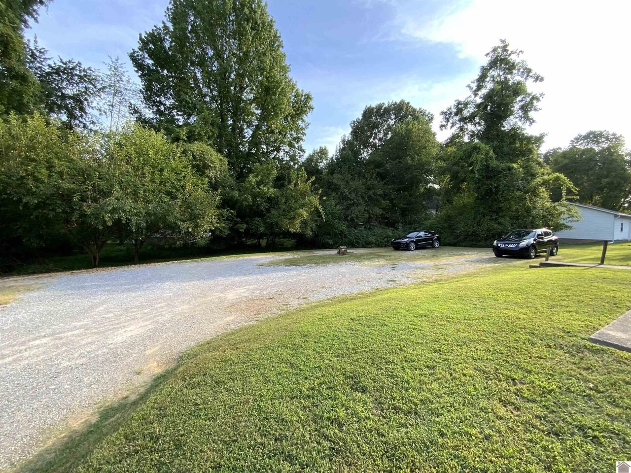 210 Walnut Dr #A - Photo 4 of 27