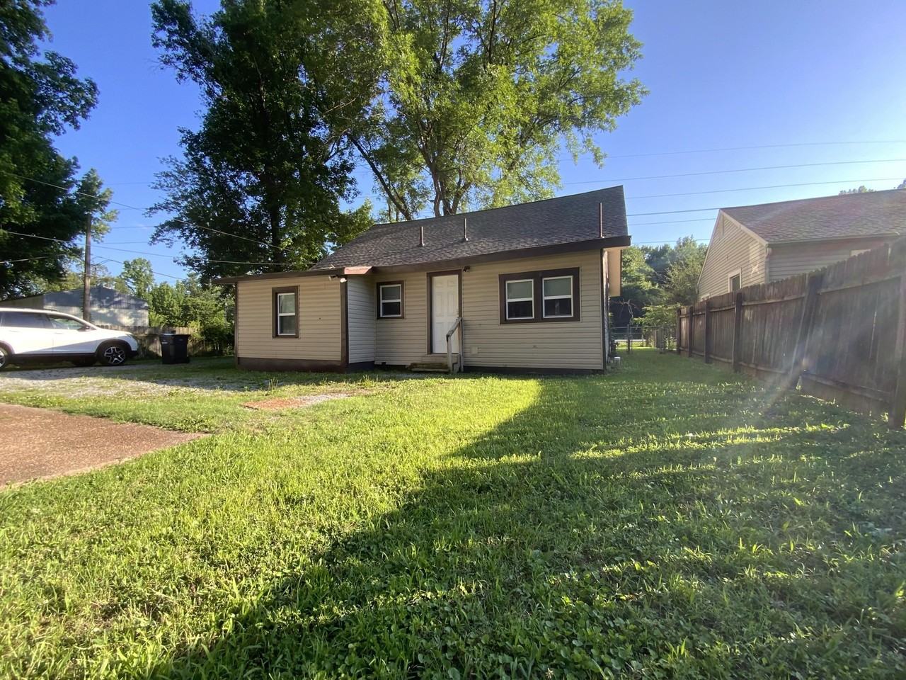 3606 Benton Rd - Photo 4 of 25
