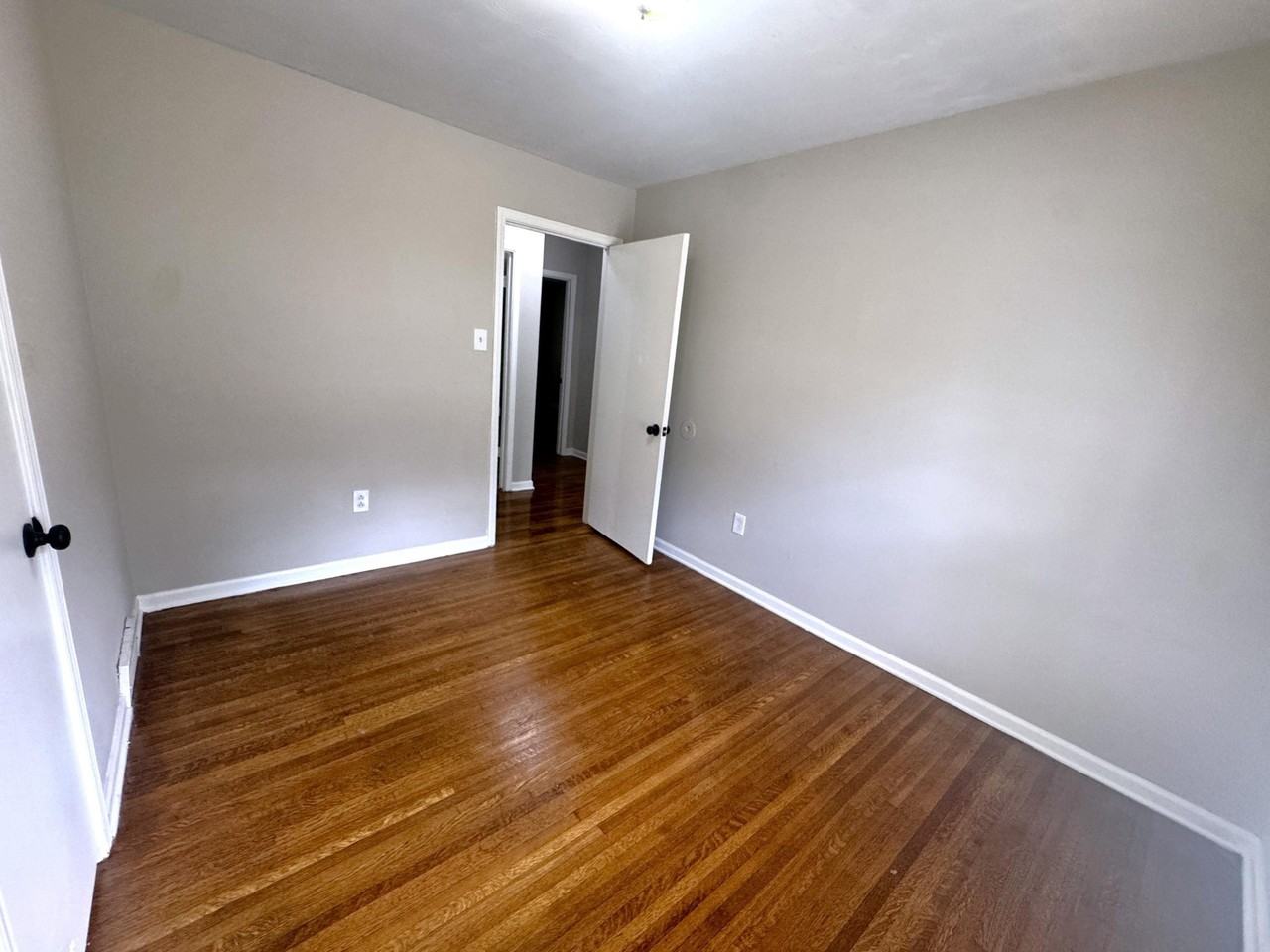 3712 Merritt St - Photo 7 of 17