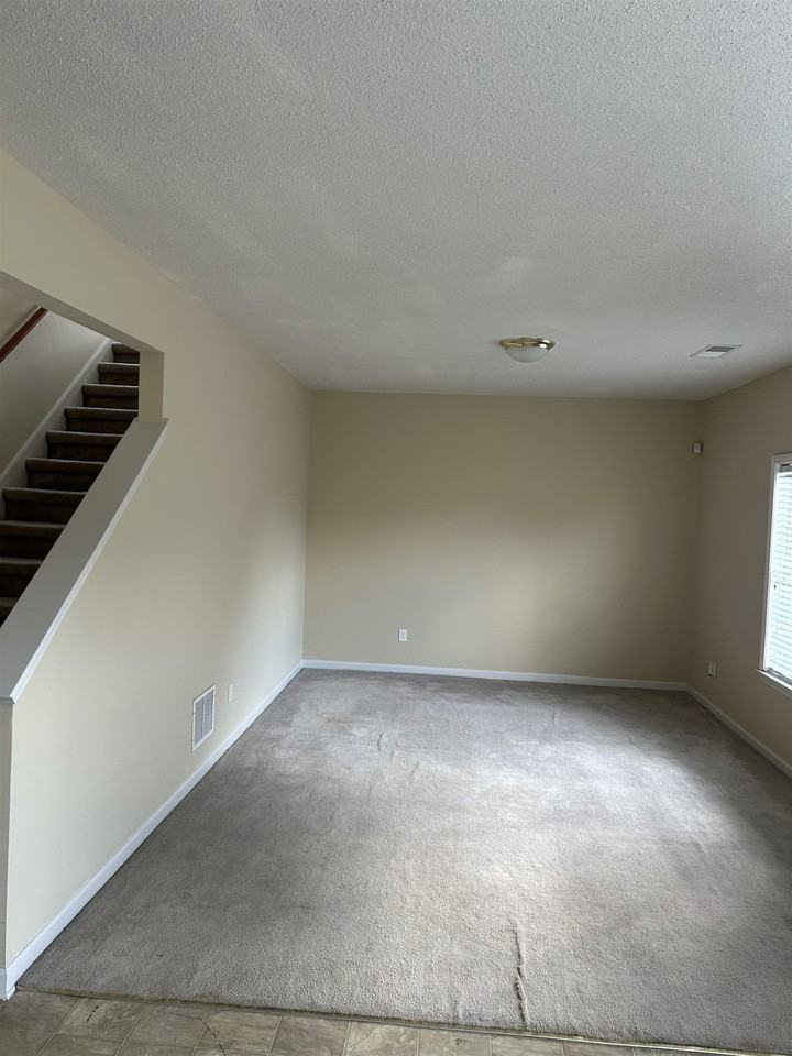 8516 Boothes Ridge Dr - Photo 6 of 12