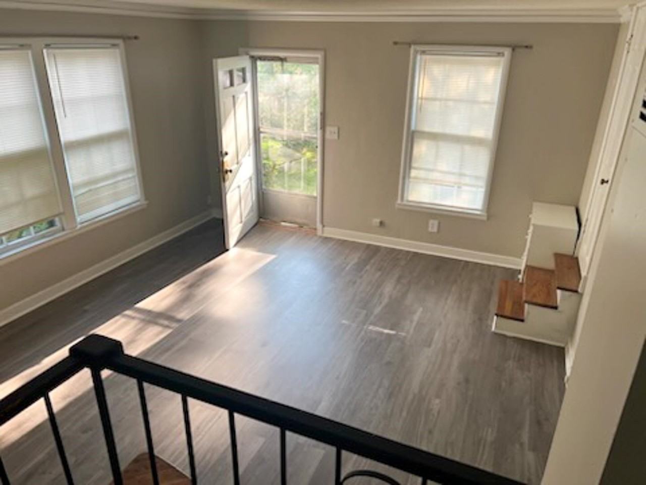632 S Graham St - Photo 2 of 7