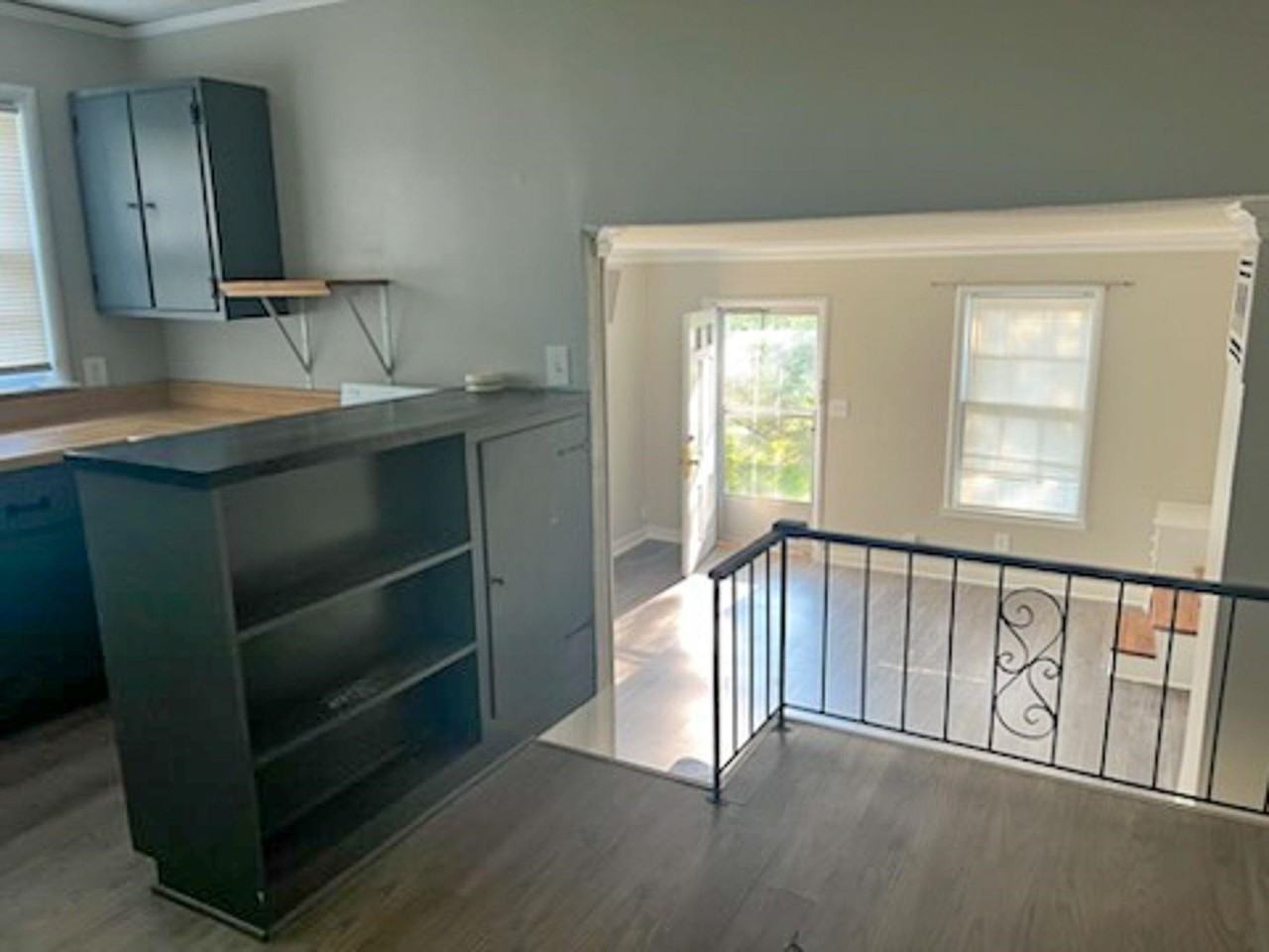 632 S Graham St - Photo 4 of 7