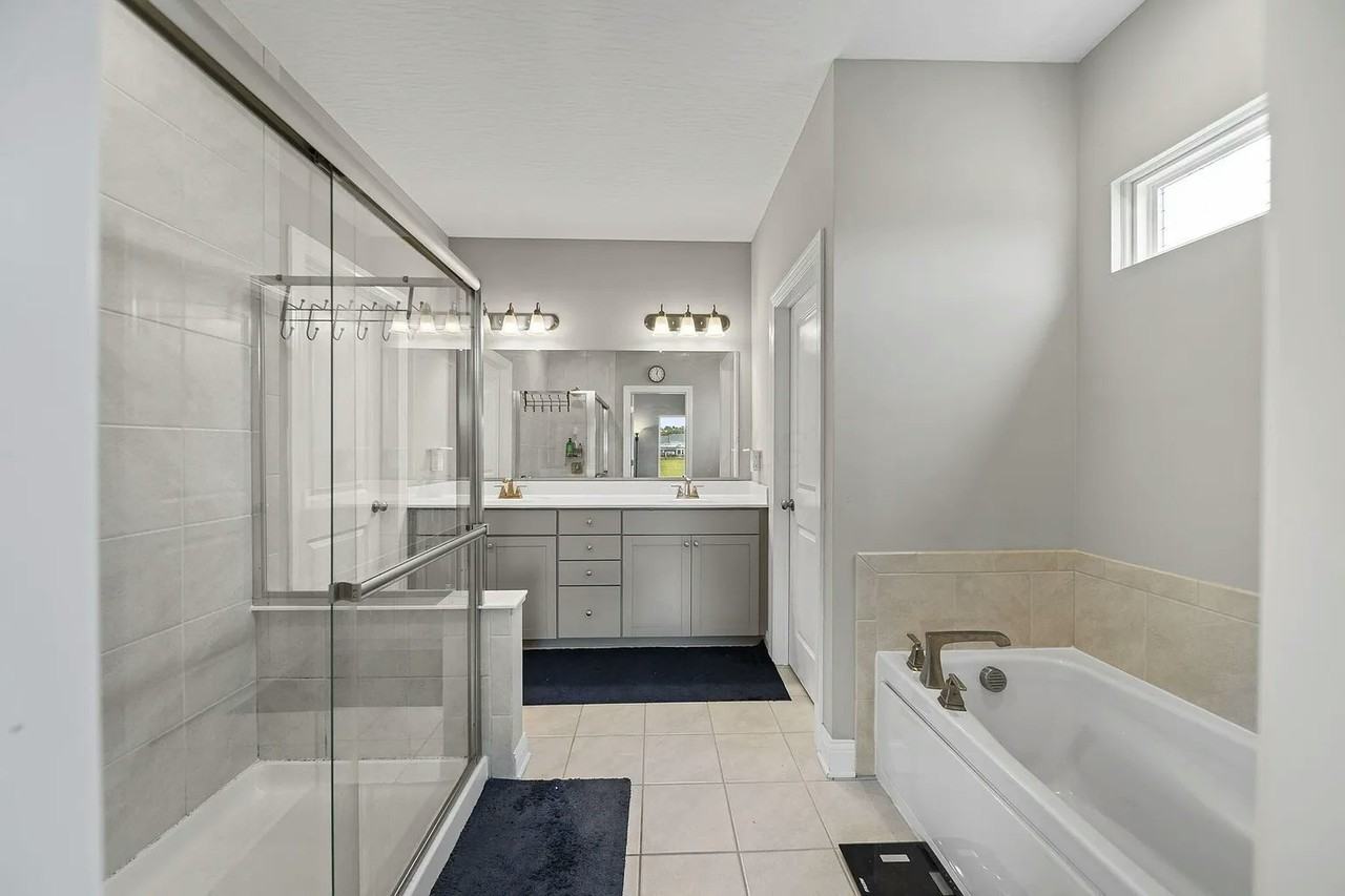 7275 Kerfield Dr - Photo 5 of 7