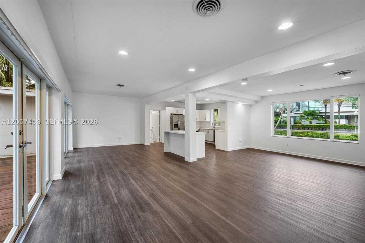 9520 E Broadview Dr - Photo 6 of 27
