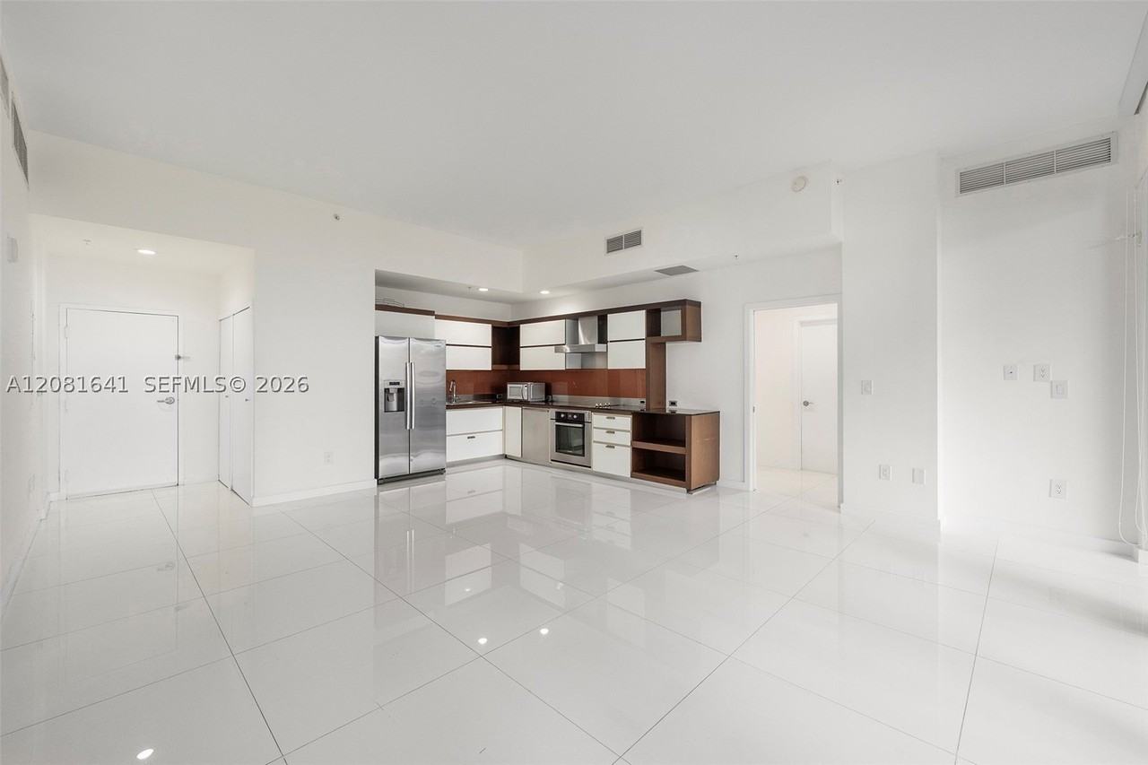 2100 Park Ave #101 - Photo 5 of 44