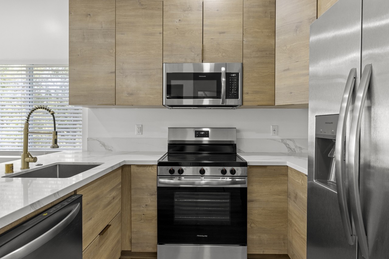 5435 Mary Lane Dr #5435UNIT1 - Photo 4 of 15