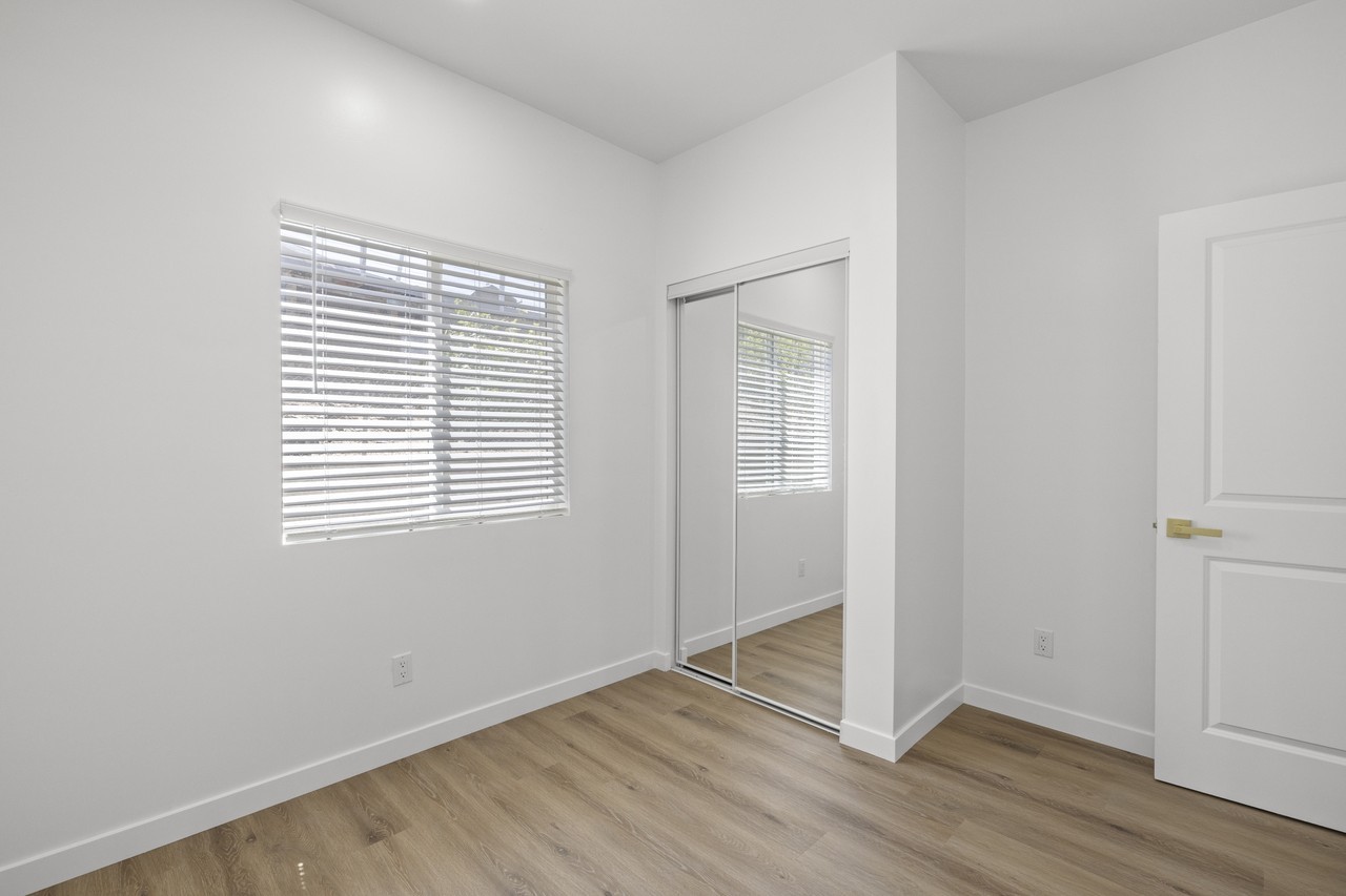 5435 Mary Lane Dr #5435UNIT1 - Photo 5 of 15