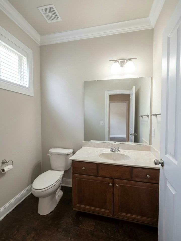 7055 Jamestown Drive - Photo 6 of 20
