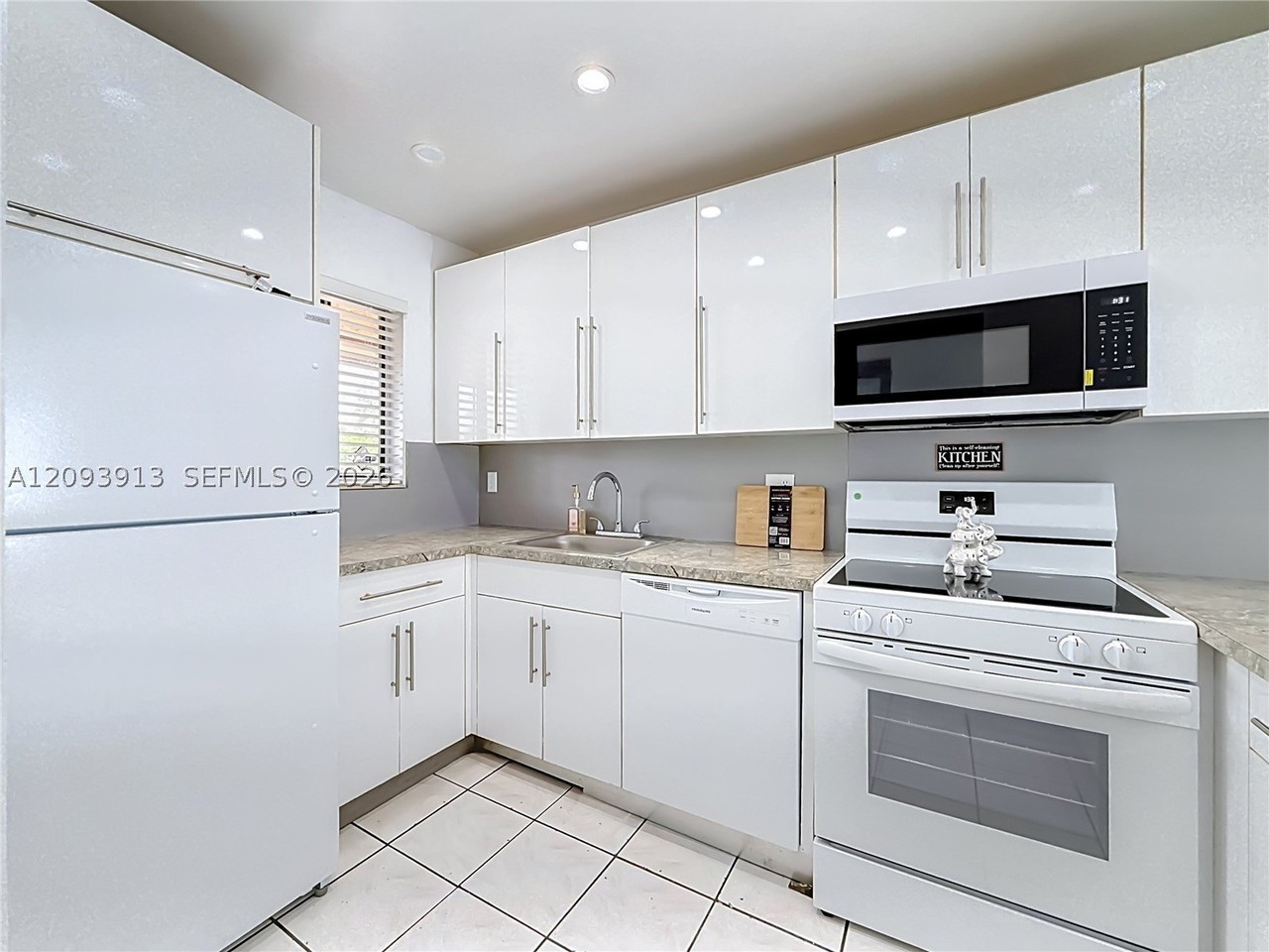 5783 W 28th Ave #5783 - Photo 6 of 25