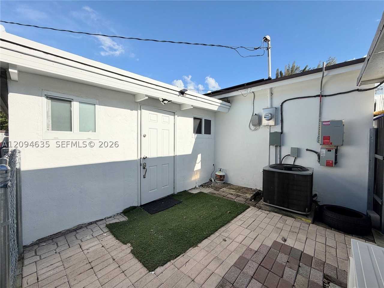 12435 Sw 42nd St #3 - Photo 2 of 10