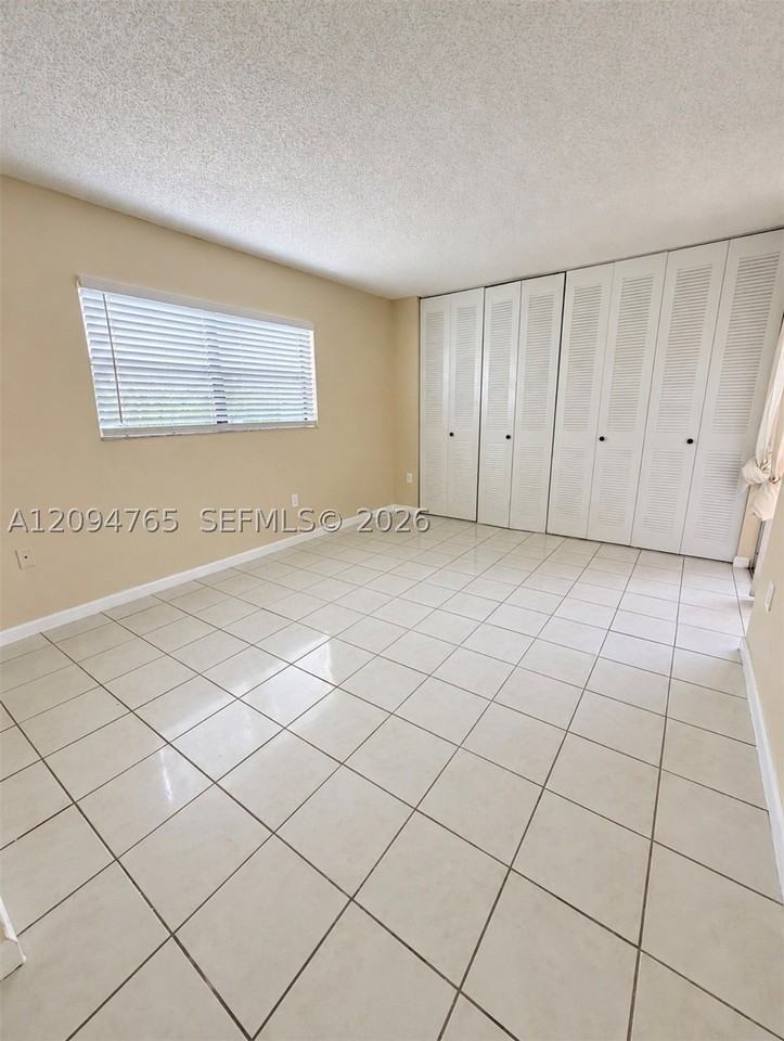 19741 Sw 114th Ave #362 - Photo 5 of 11