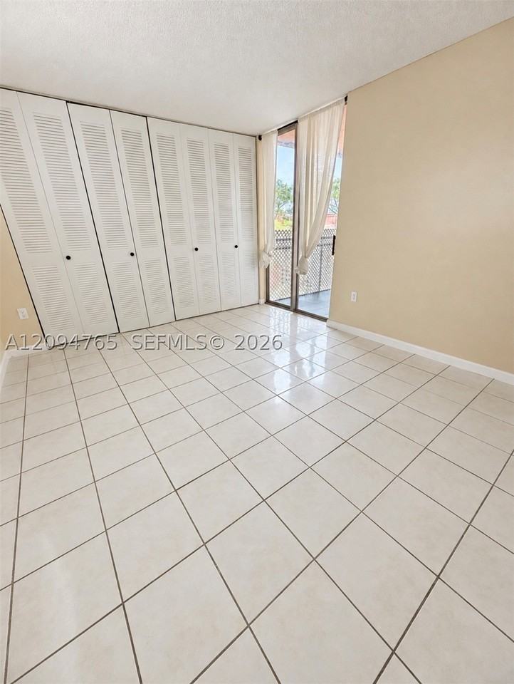 19741 Sw 114th Ave #362 - Photo 6 of 11