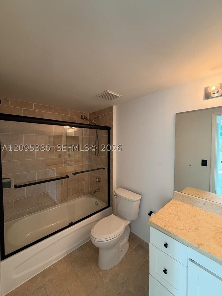 1723 Sw 2nd Ave #609 - Photo 7 of 14